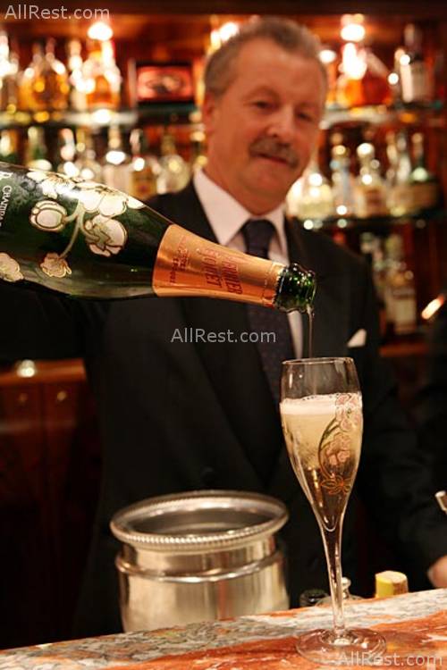 Grand Hotel Parkers 34